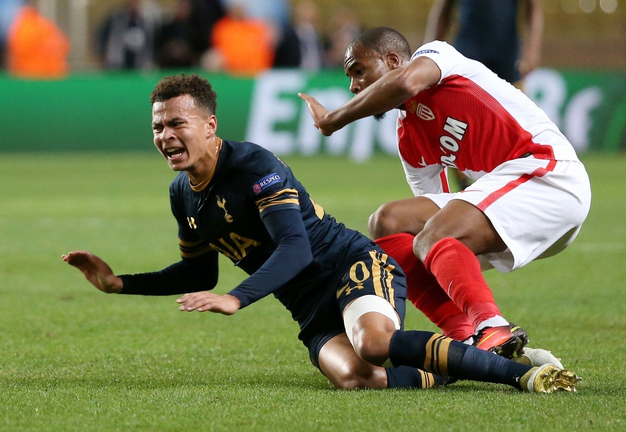 官方登录器-字母哥压哨绝杀