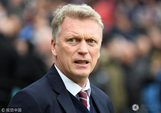 万博官方-曼城稳步前进,曼城球迷露出笑容是哪一集